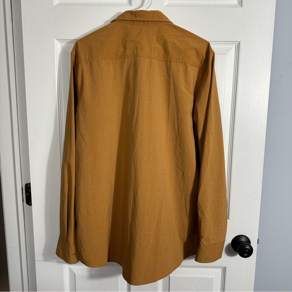 Swiss Tech sz L utility top, "copper penny", performance gear, button up - Picture 13 of 13